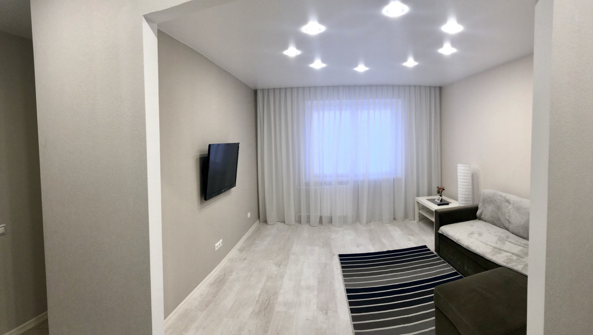 2-комнатная квартира, Московский пр-т 27/1