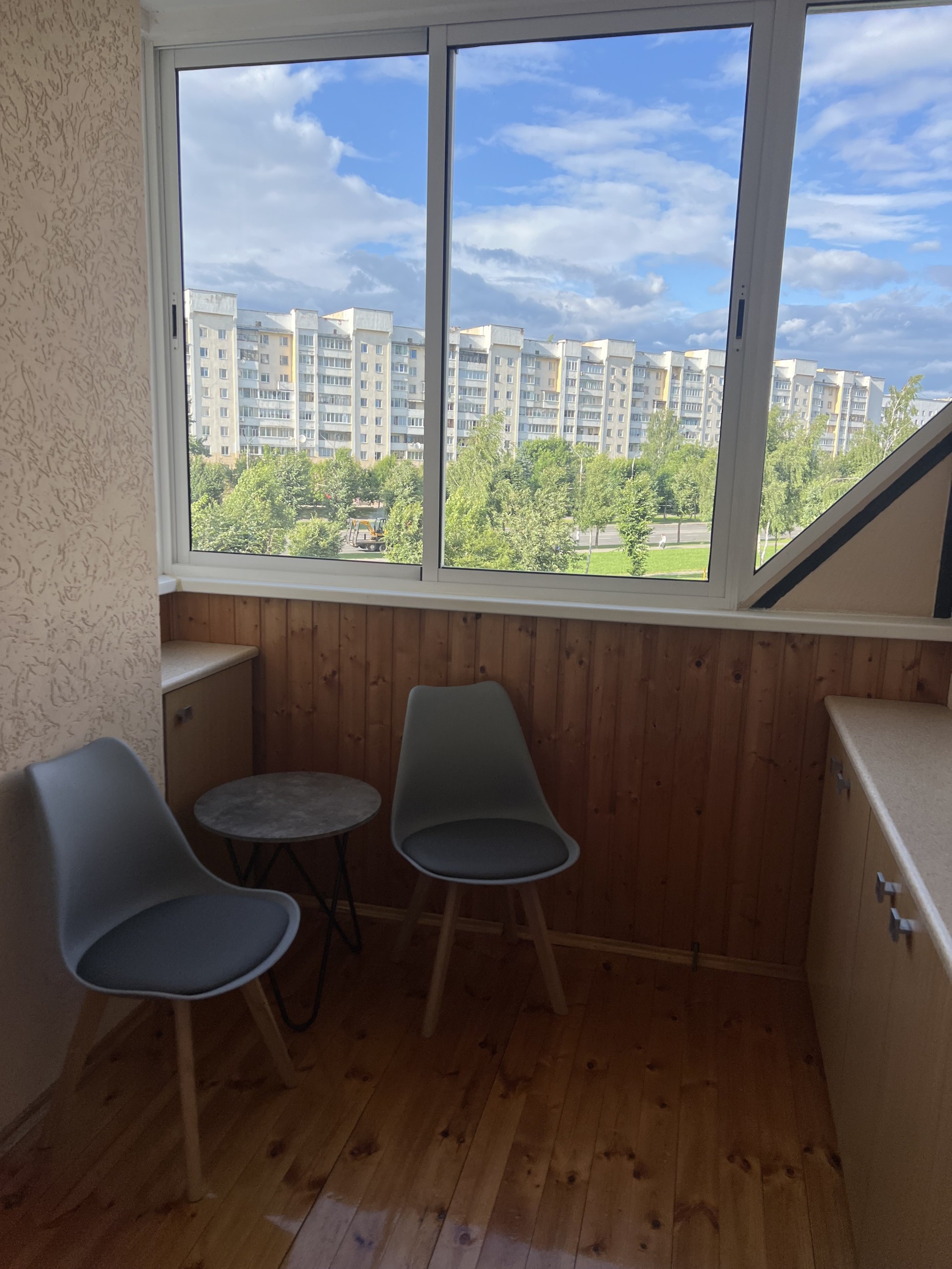 4-комнатная квартира, Строителей пр-т 5/2