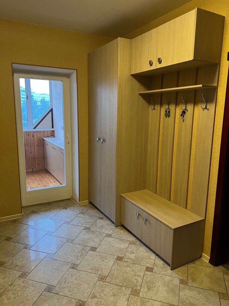 4-комнатная квартира, Строителей пр-т 5/2