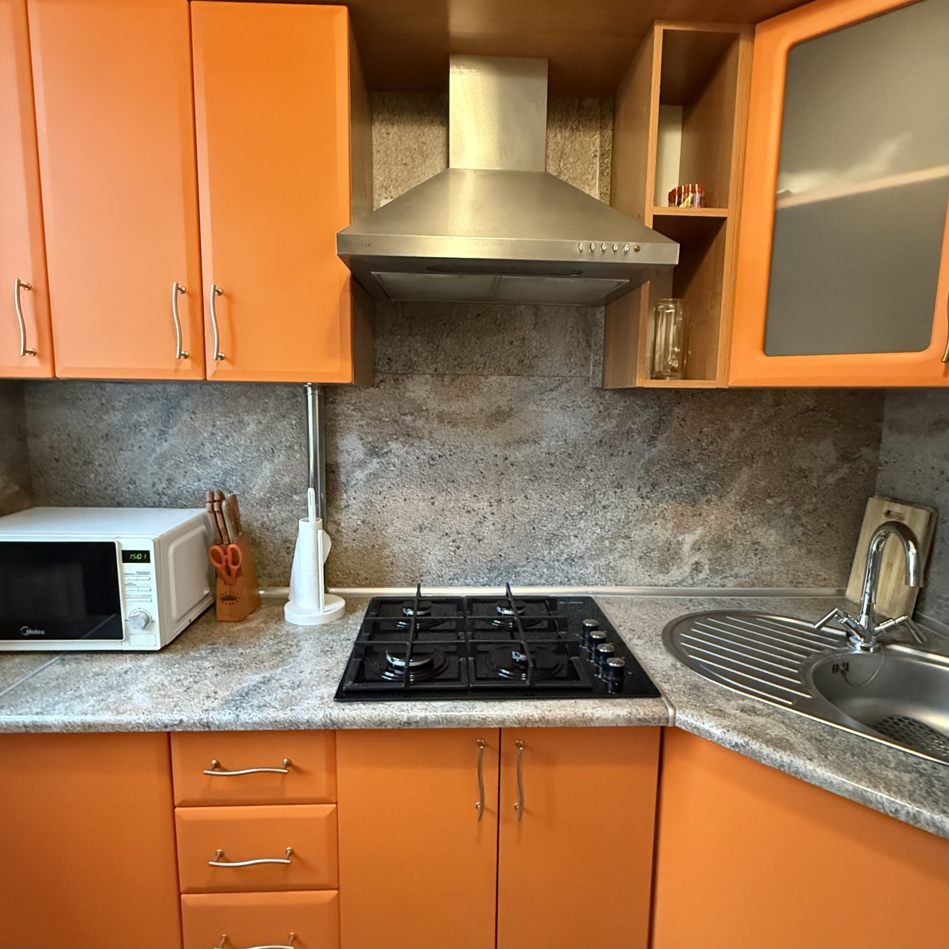 1-комнатная квартира, Славы пл. 2