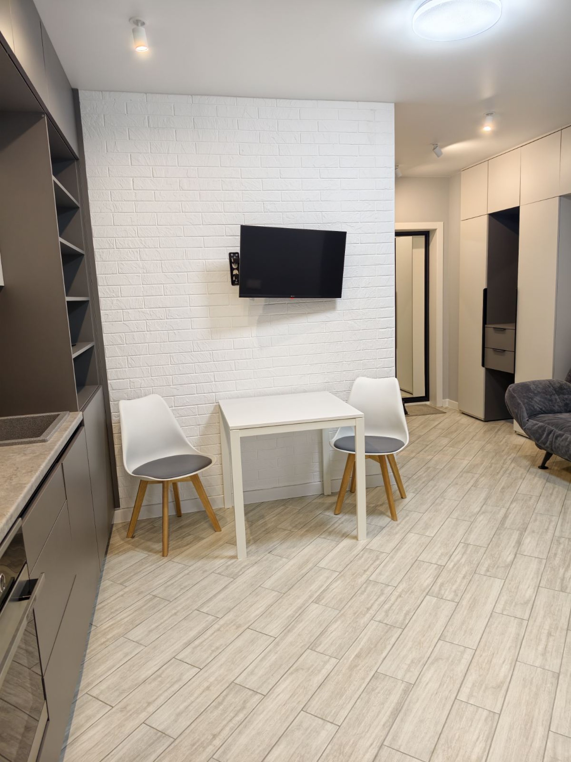 2-комнатная квартира, Братская ул. 11