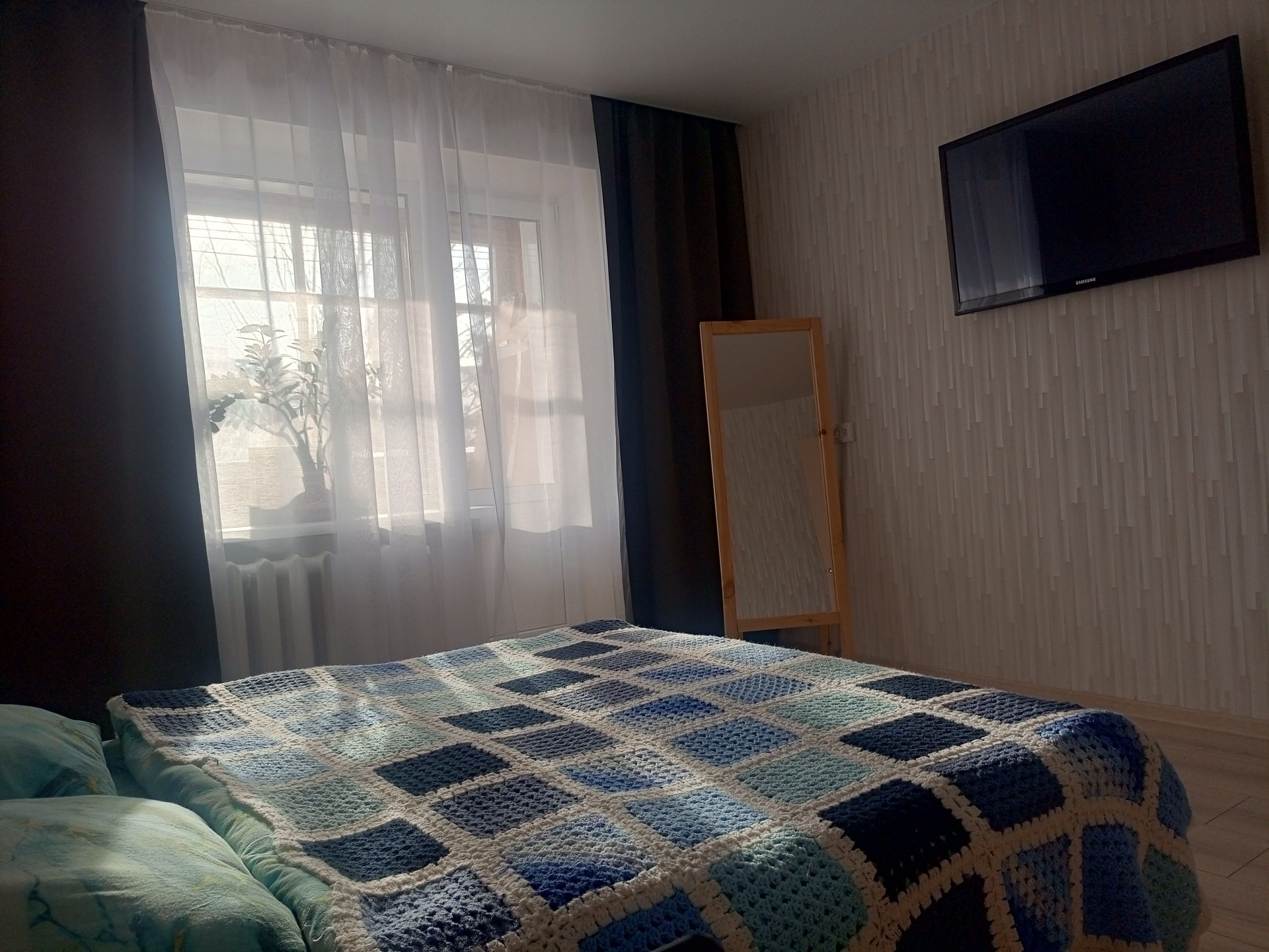 1-комнатная квартира, Строителей пр-т 8