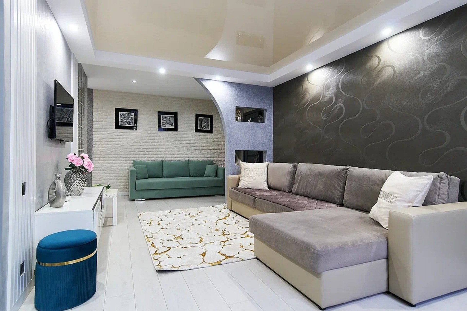 Студия, Богдановича Максима ул. 118