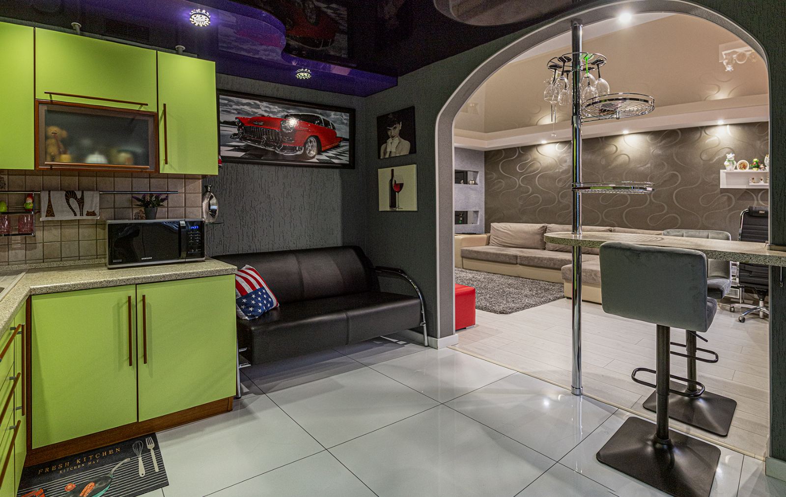 Студия, Богдановича Максима ул. 118