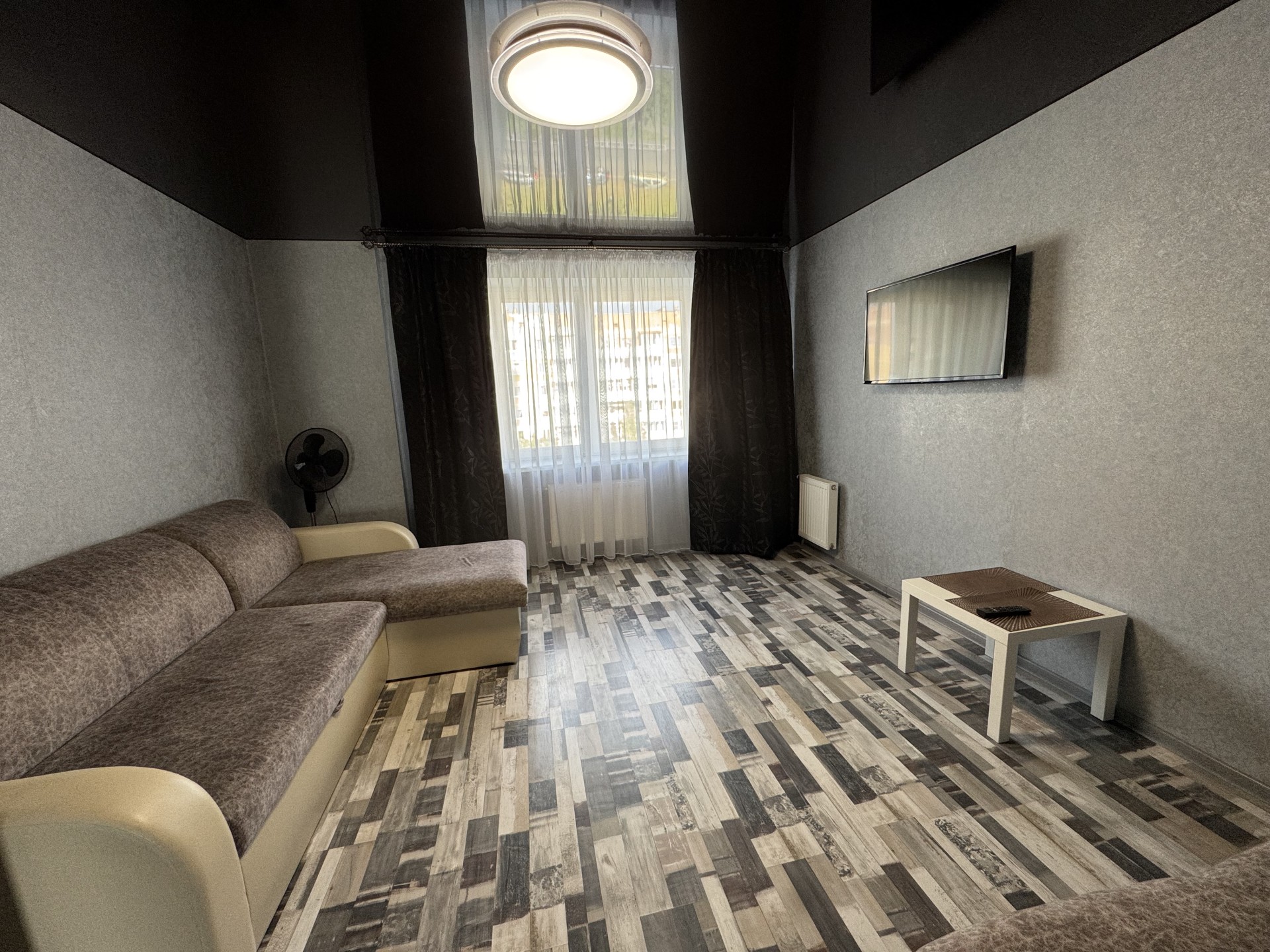 2-комнатная квартира, Черняховского пр-т 44