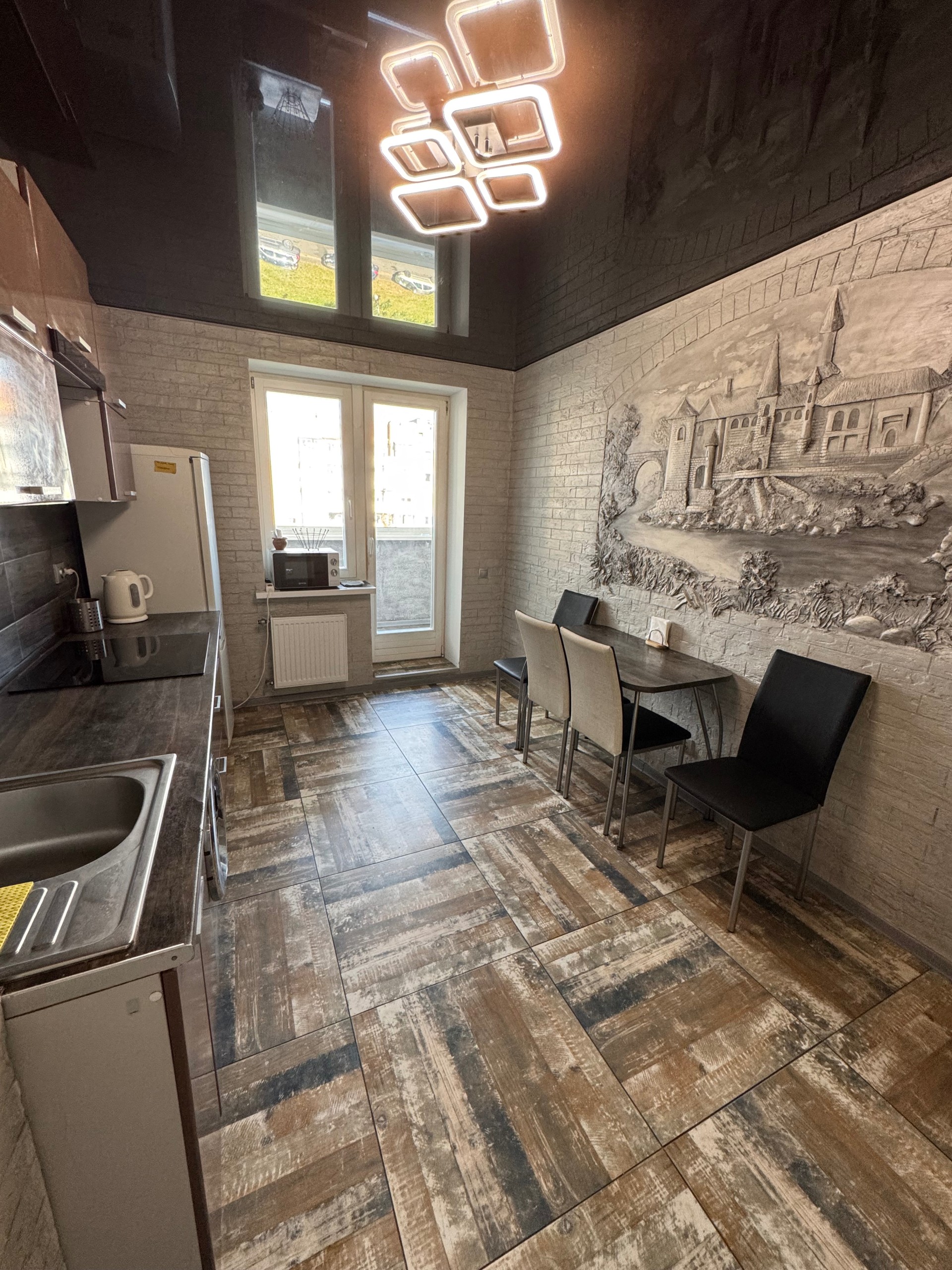 2-комнатная квартира, Черняховского пр-т 44