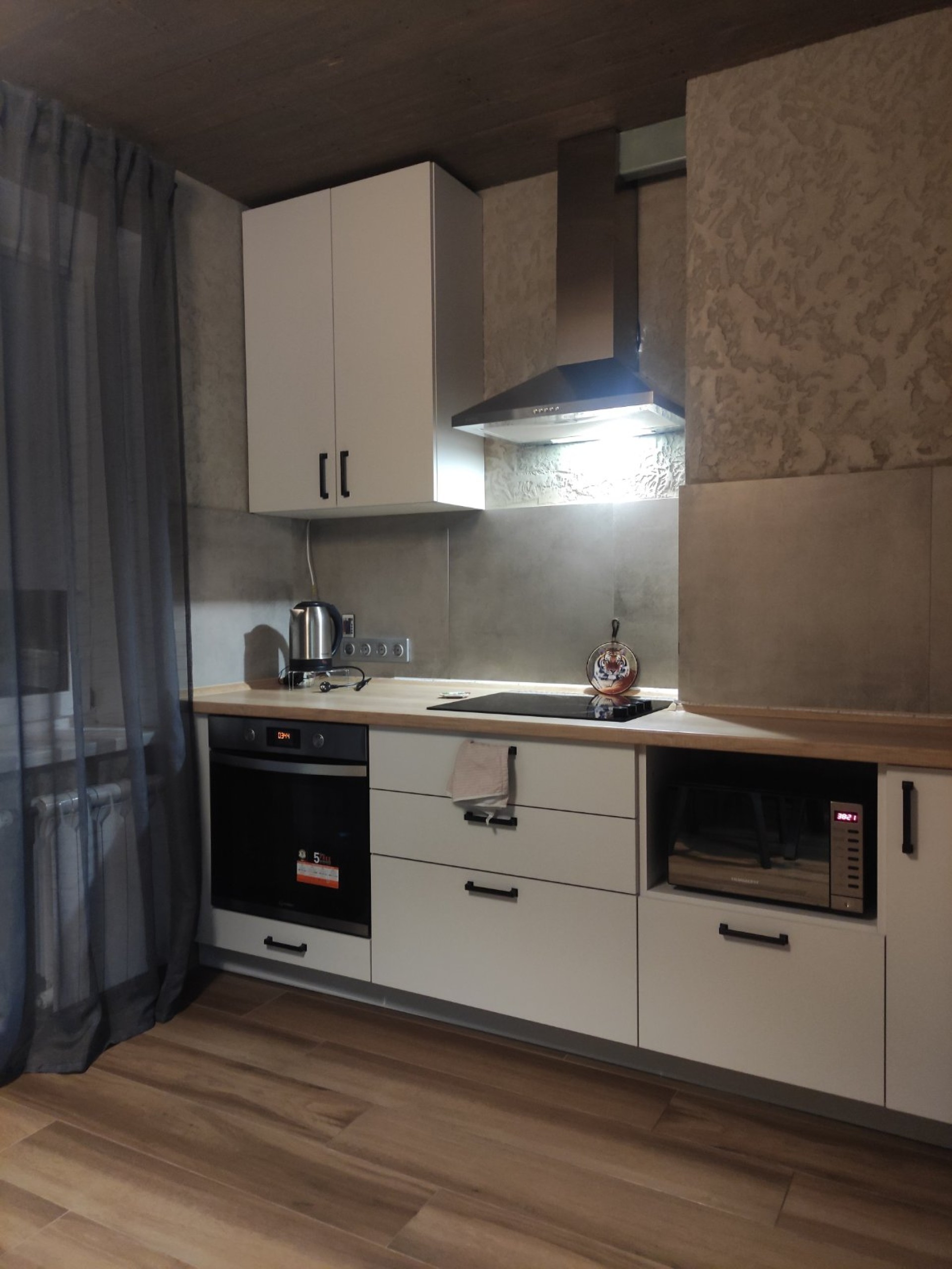 Студия, Московский пр-т 83