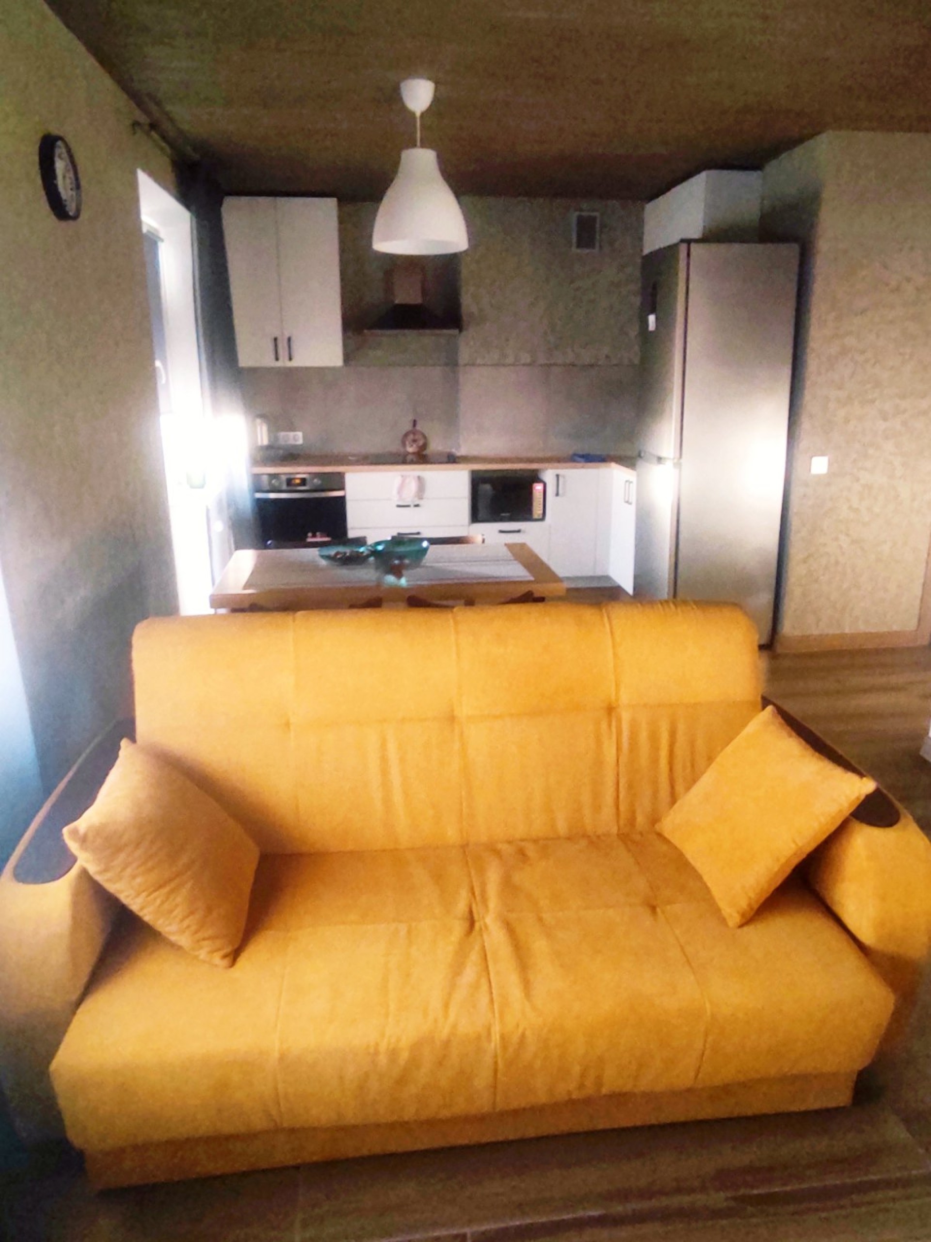 Студия, Московский пр-т 83