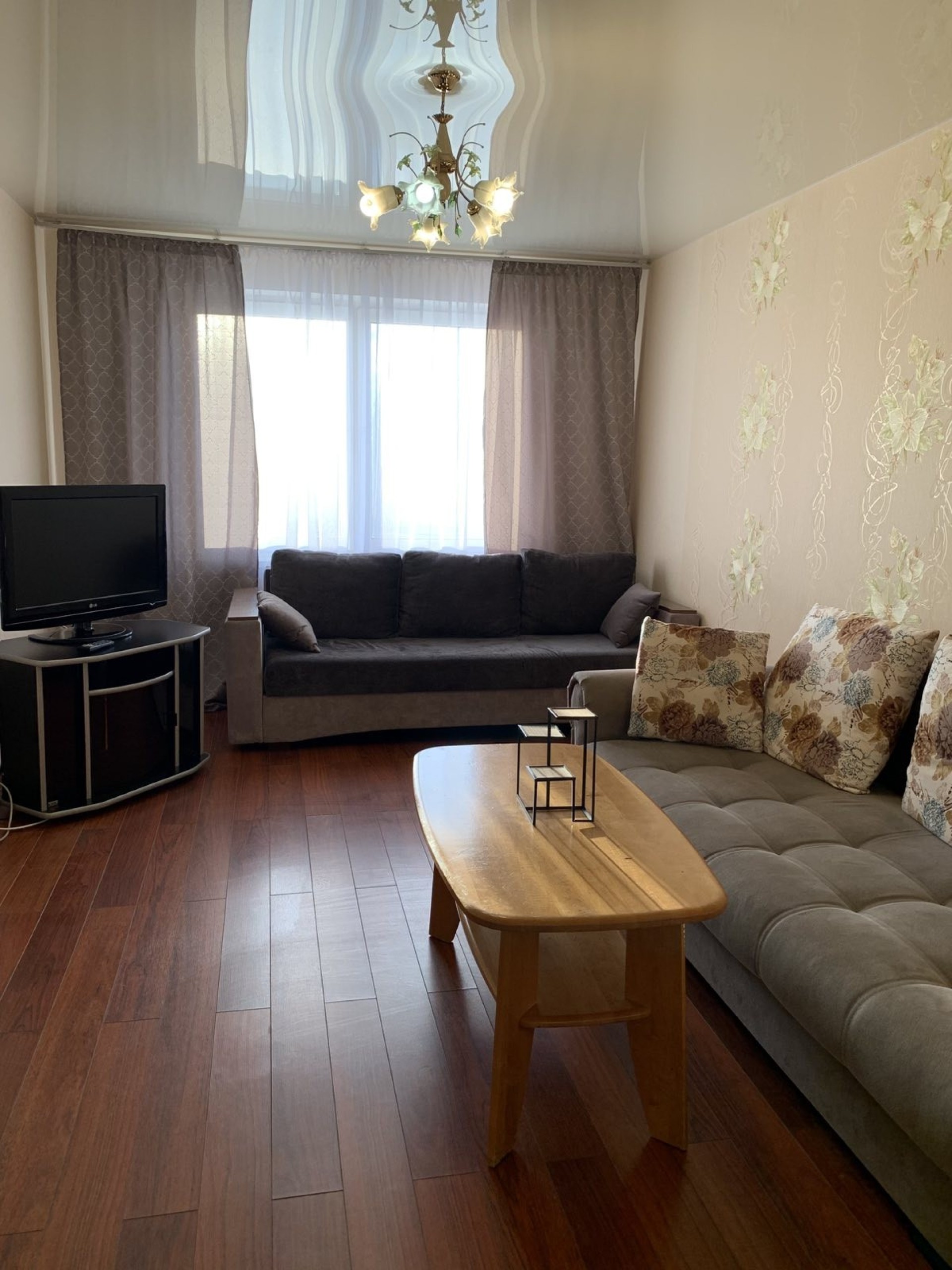 2-комнатная квартира, Притыцкого ул. 105