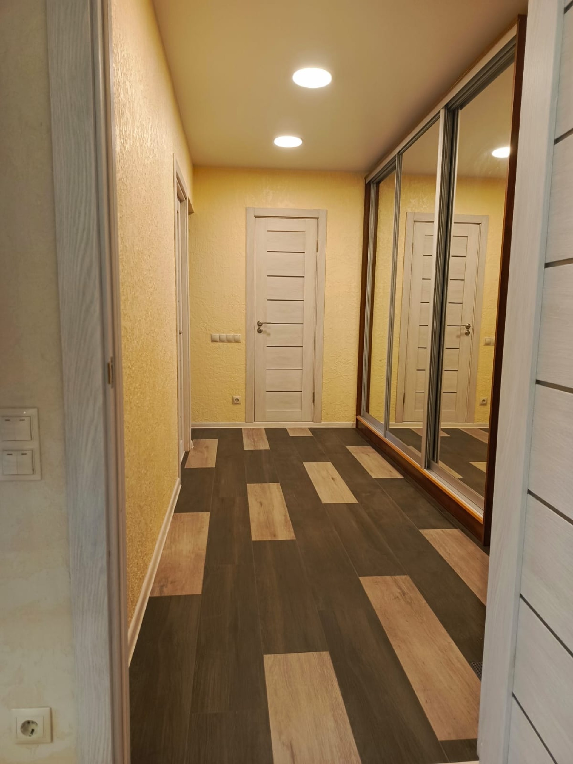 2-комнатная квартира, Чкалова ул. 36