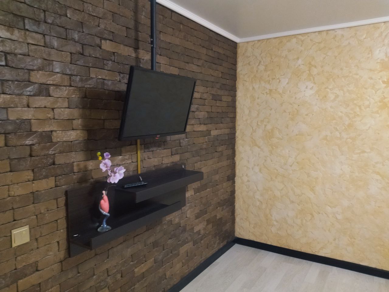 2-комнатная квартира, Чкалова ул. 52/2