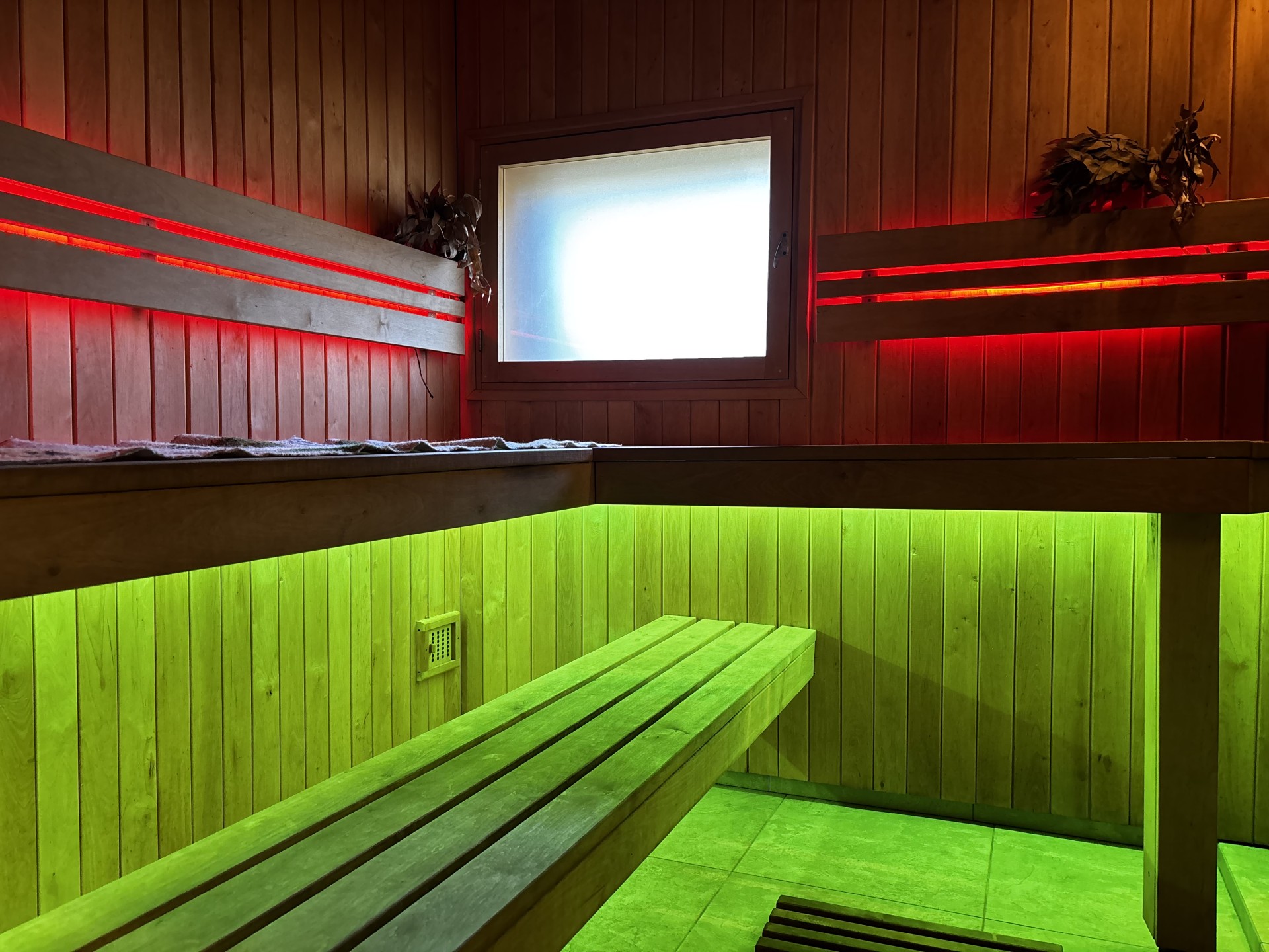 5-комнатная квартира, Ленинградская ул. 192А