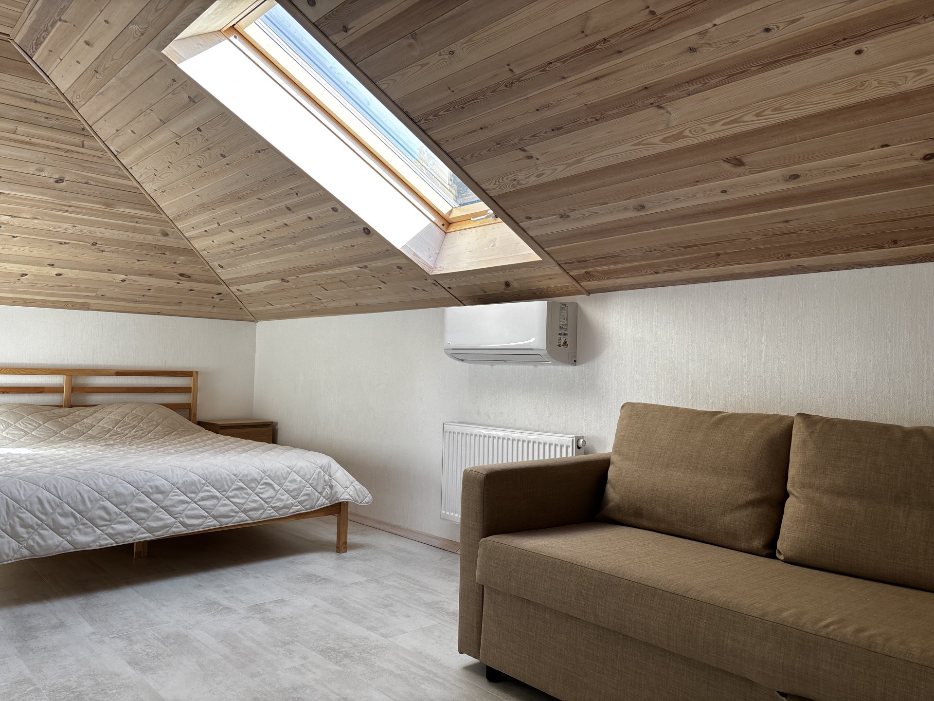 5-комнатная квартира, Ленинградская ул. 192А