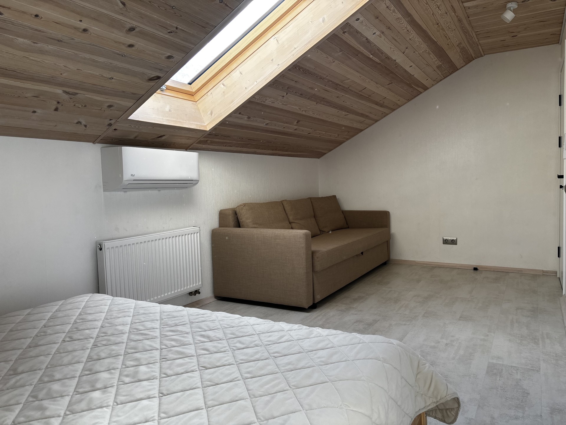 5-комнатная квартира, Ленинградская ул. 192А