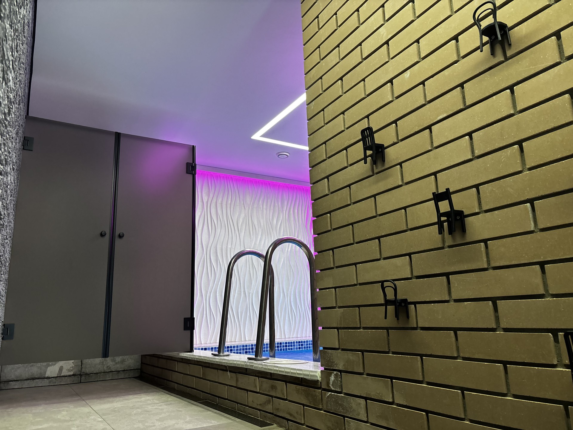 5-комнатная квартира, Ленинградская ул. 192А