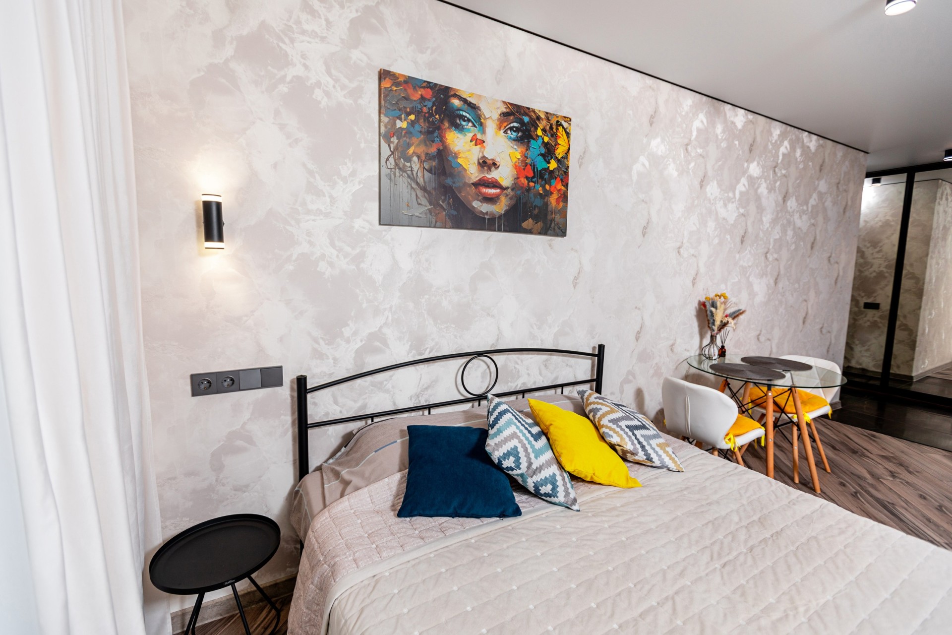 Студия, Разинская ул. 4