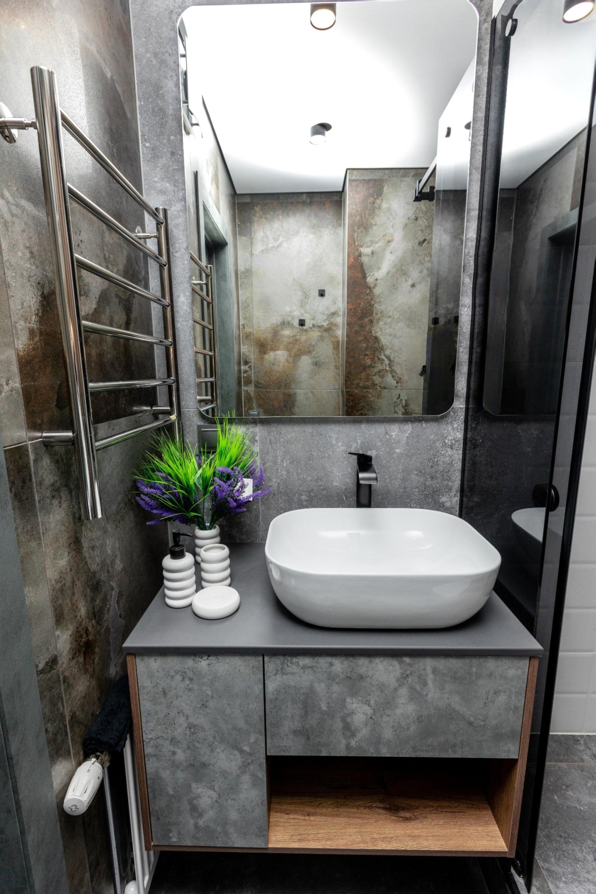 Студия, Разинская ул. 4