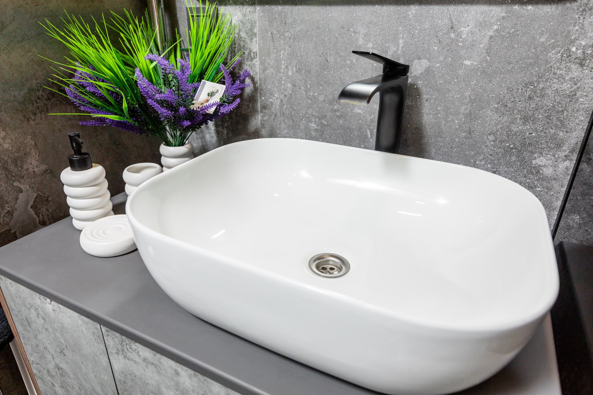 Студия, Разинская ул. 4