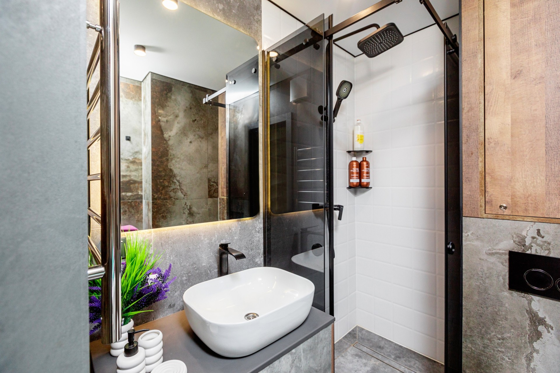 Студия, Разинская ул. 4