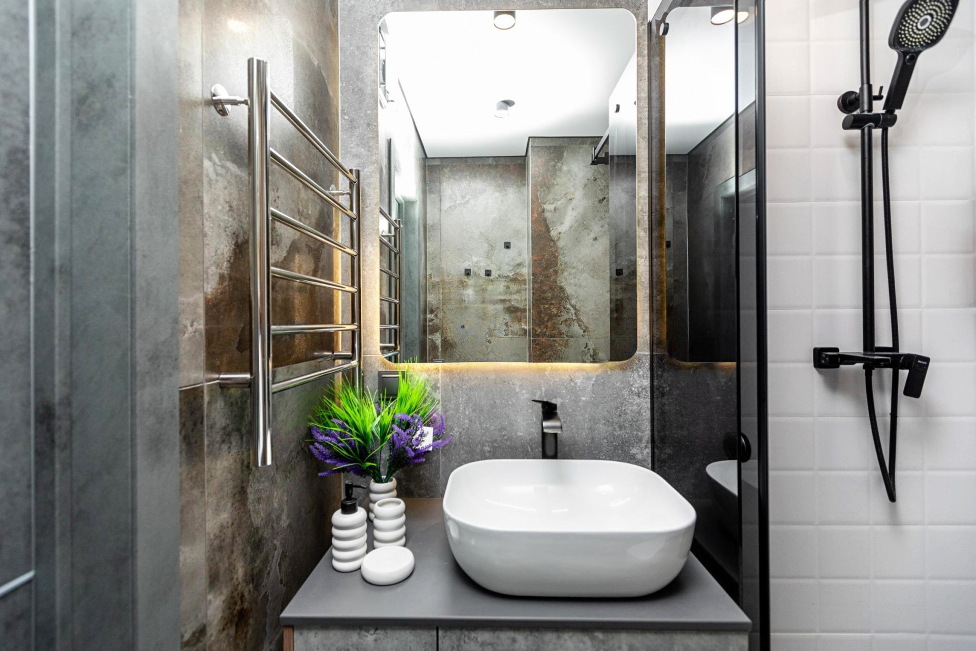 Студия, Разинская ул. 4