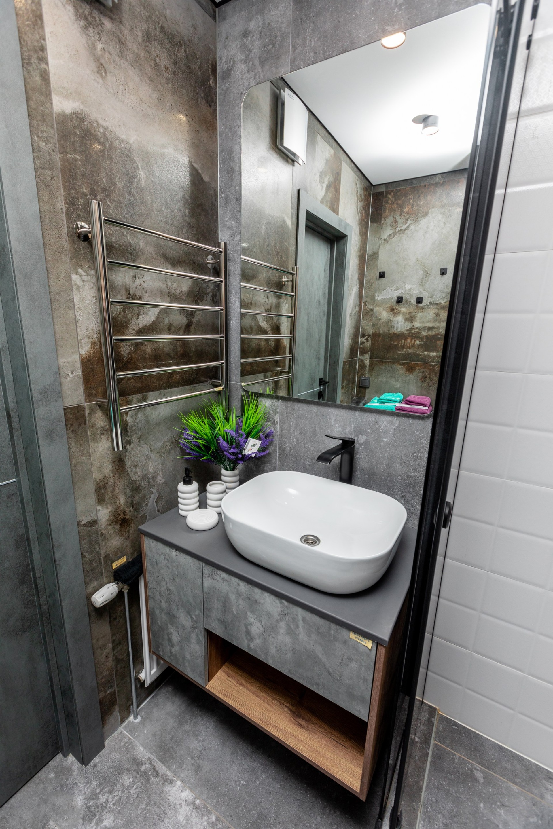 Студия, Разинская ул. 4