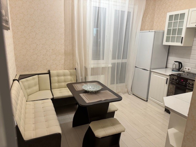 1-комнатная квартира, Академика Карского ул. 25