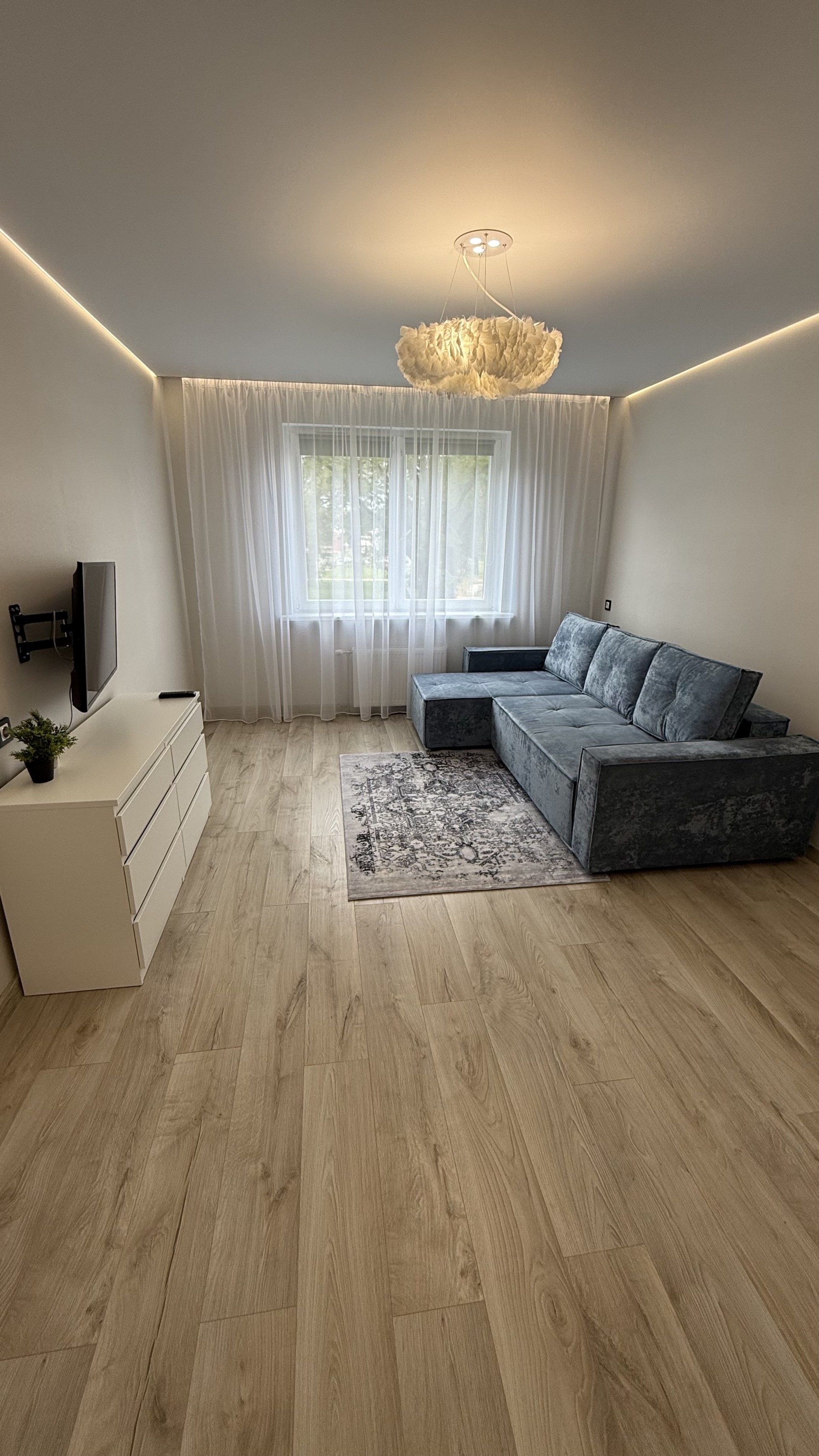2-комнатная квартира, Ивана Якубовского ул. 3