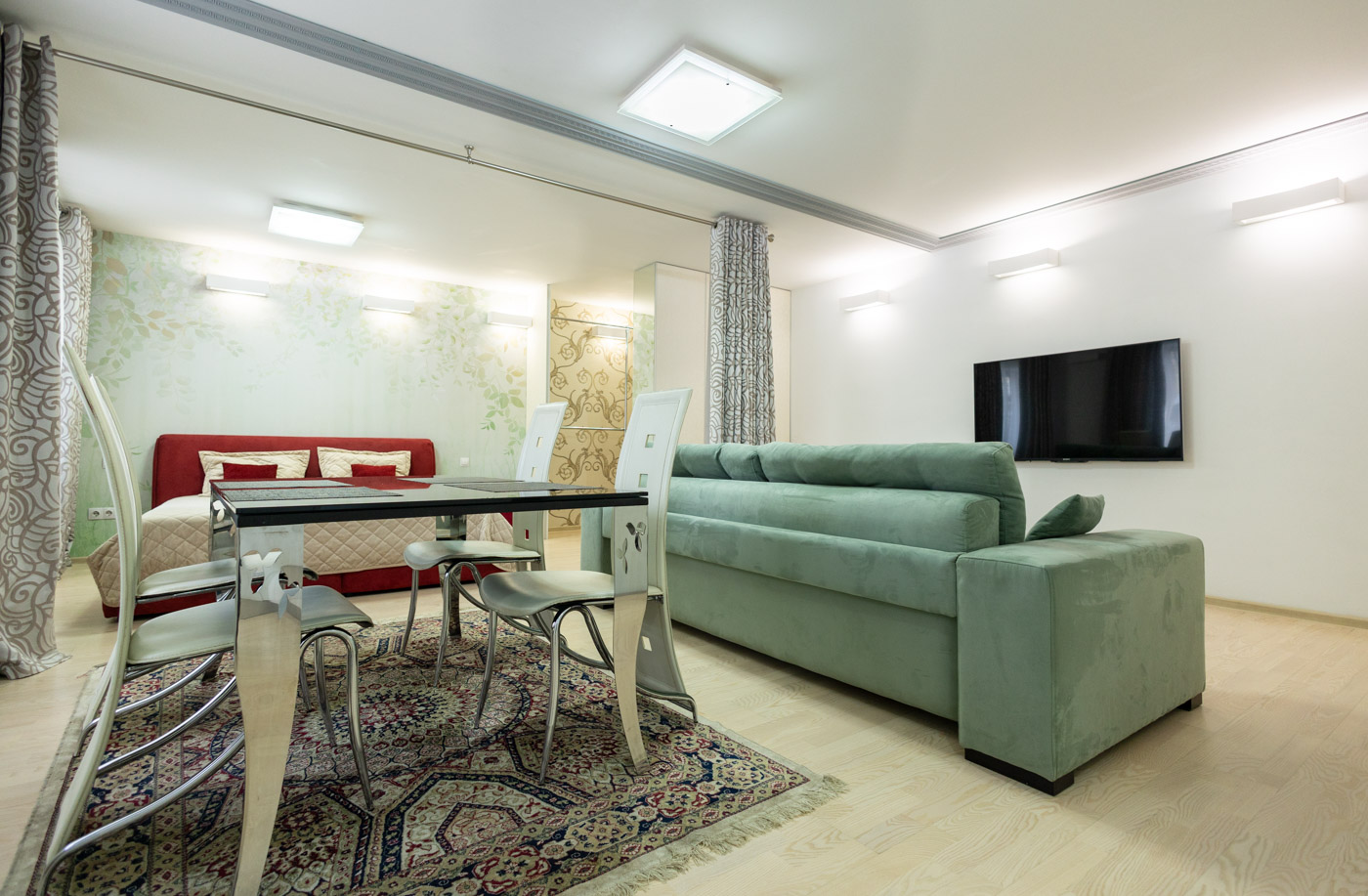 Студия, Красная ул. 17А