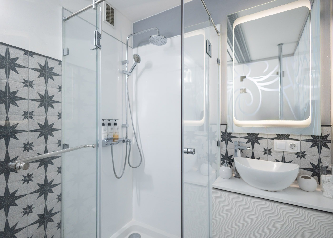 Студия, Красная ул. 17А