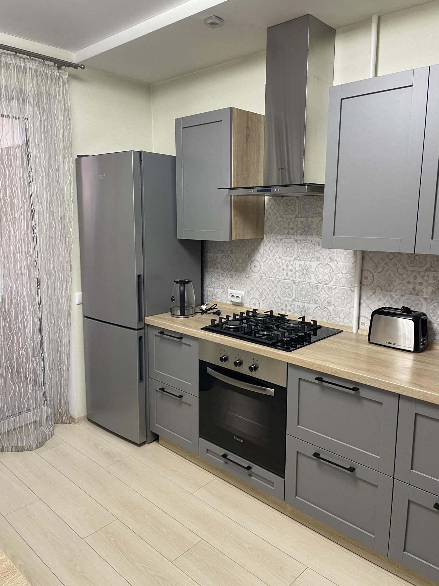 2-комнатная квартира, Строителей пр-т 24/1