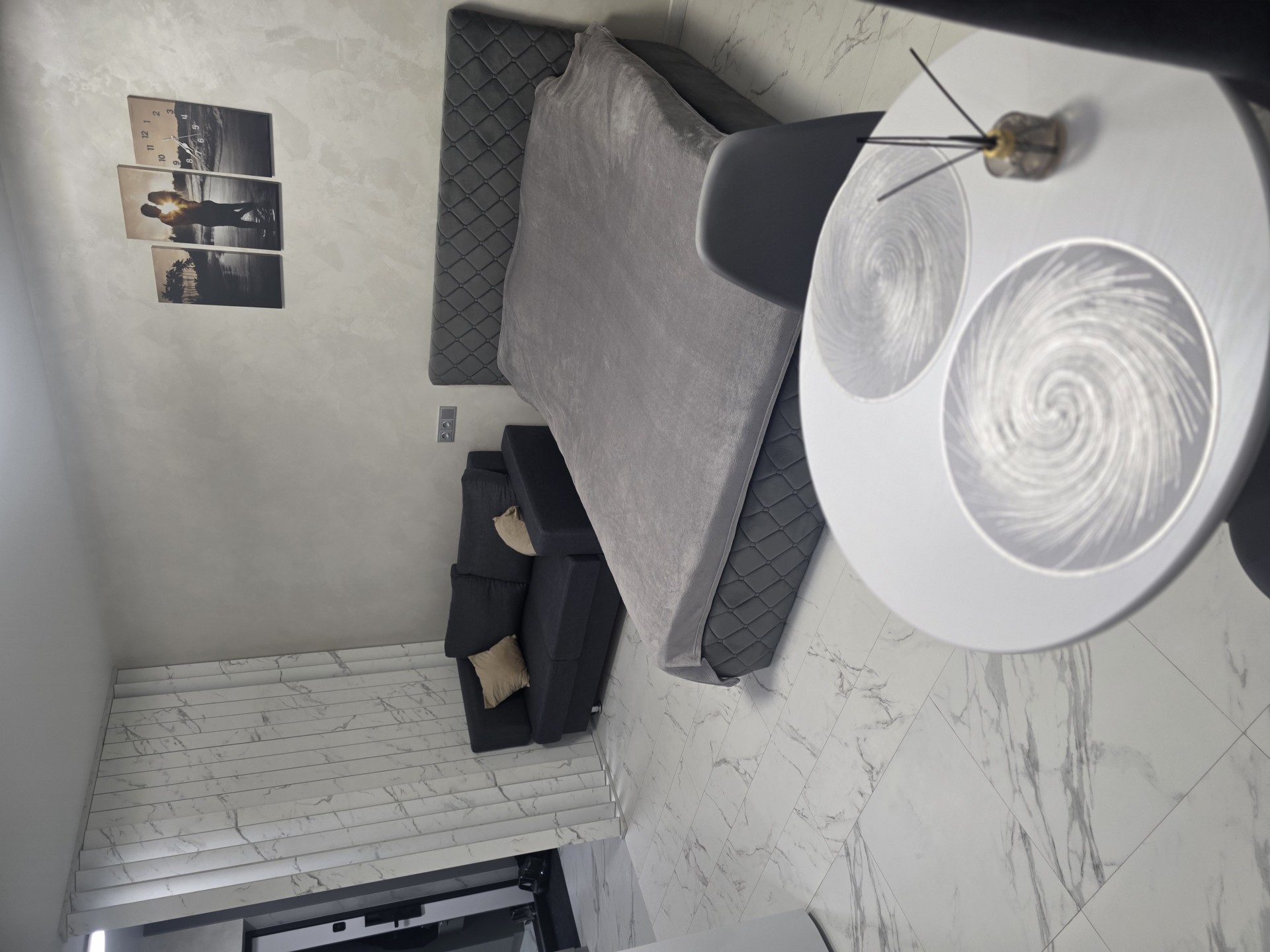 Студия, Братская ул. 9