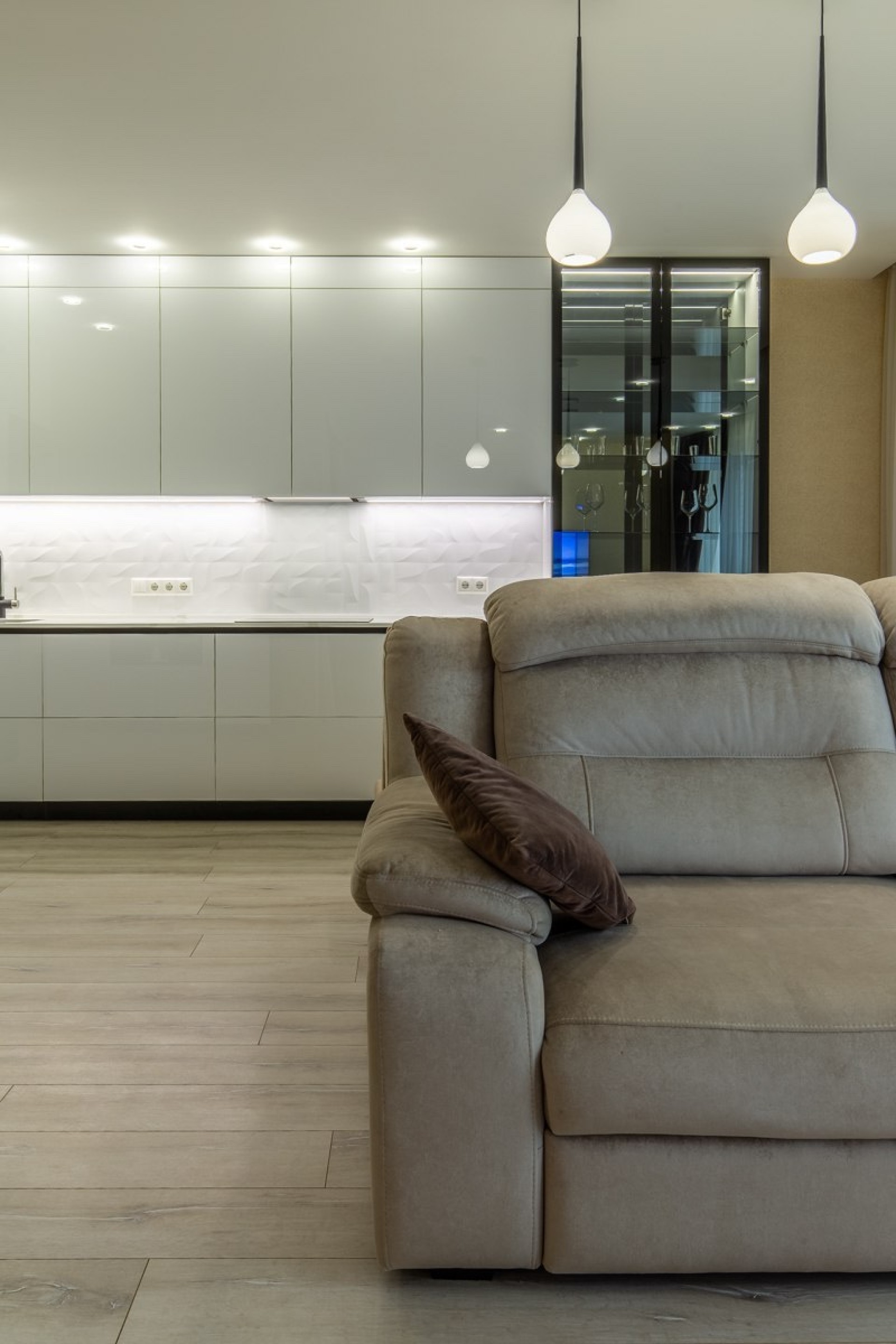 Студия, Скрыганова ул. 16