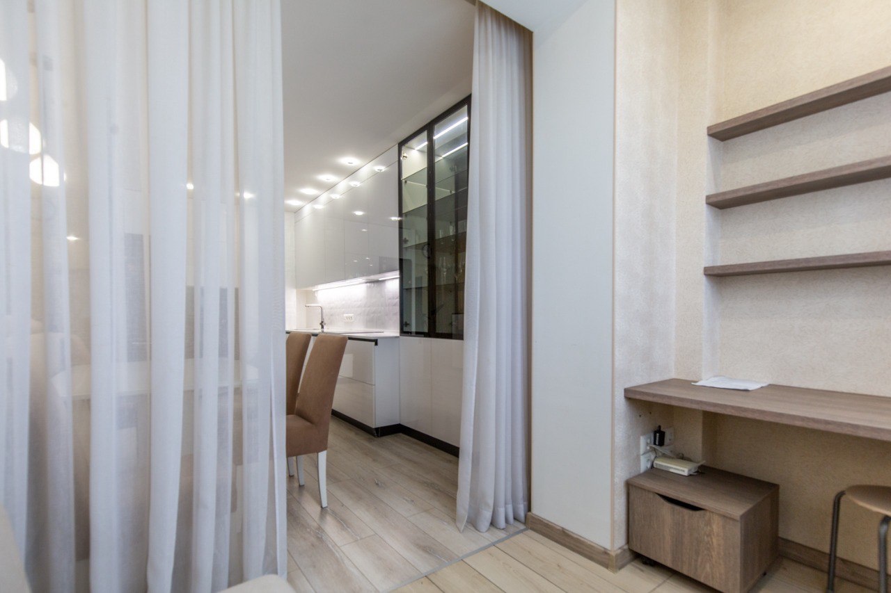 Студия, Скрыганова ул. 16