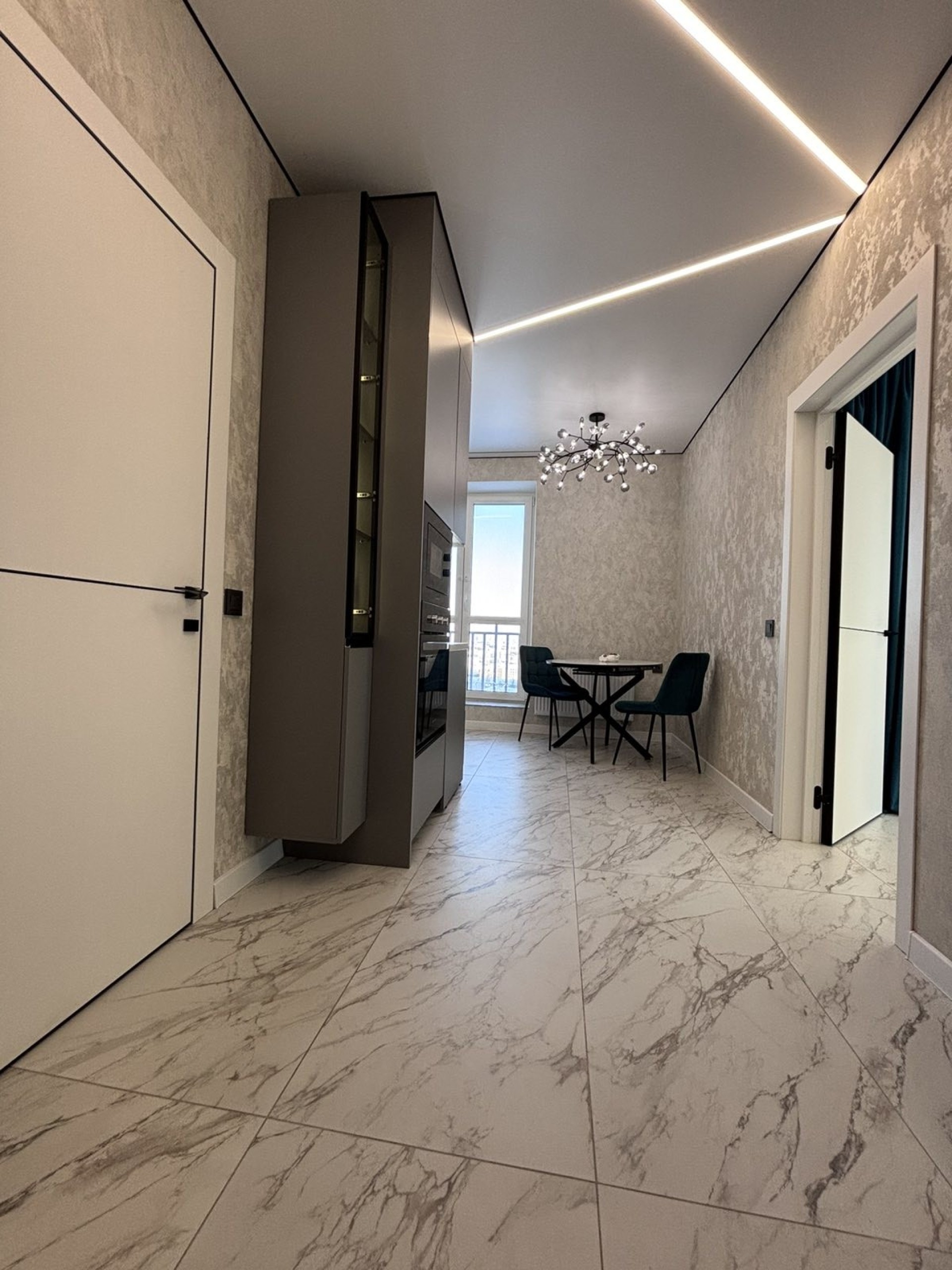 Студия, Щорса ул. 42