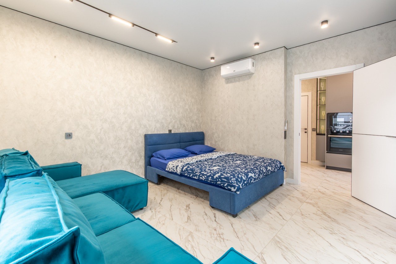 Студия, Щорса ул. 42