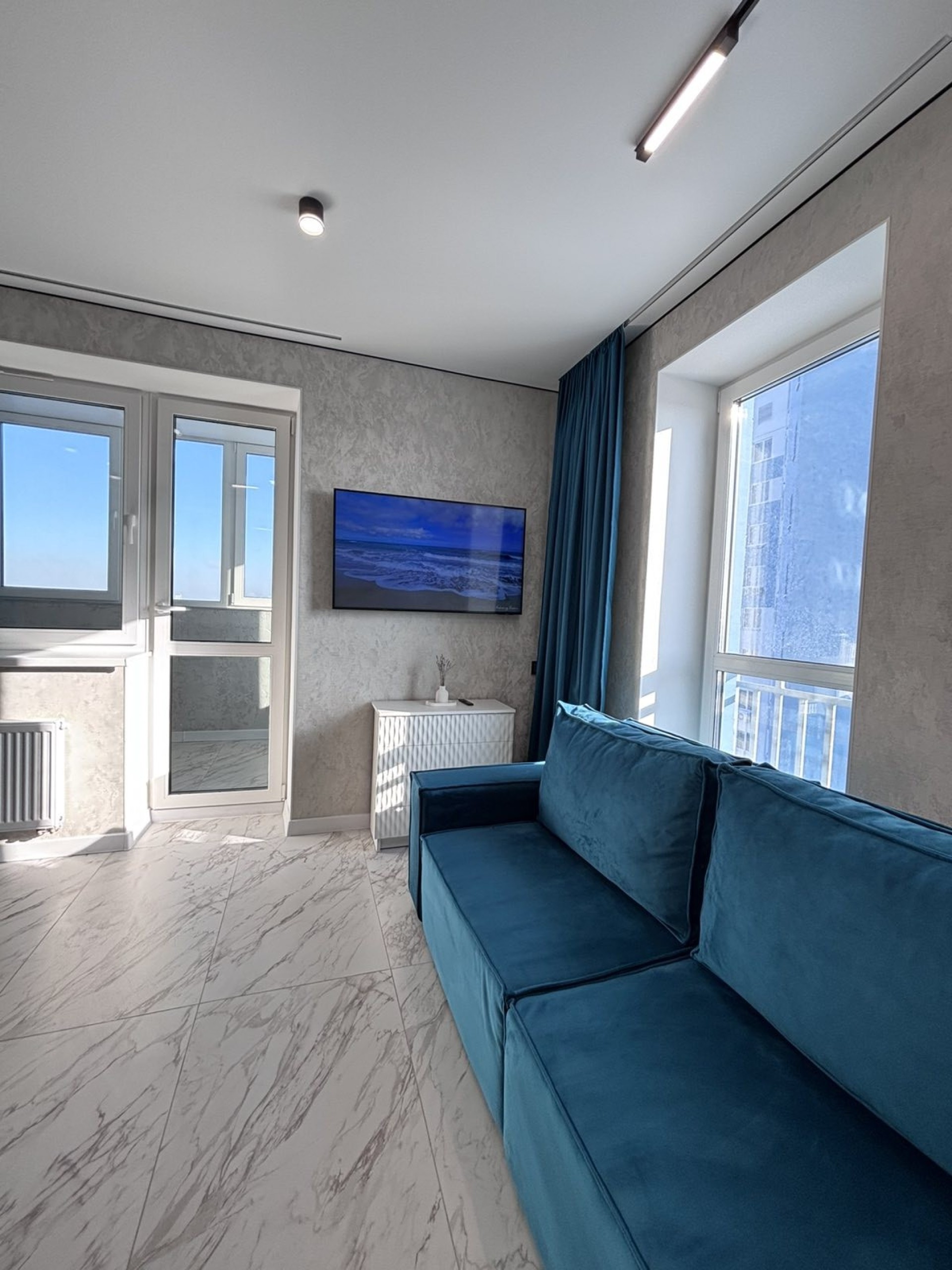 Студия, Щорса ул. 42