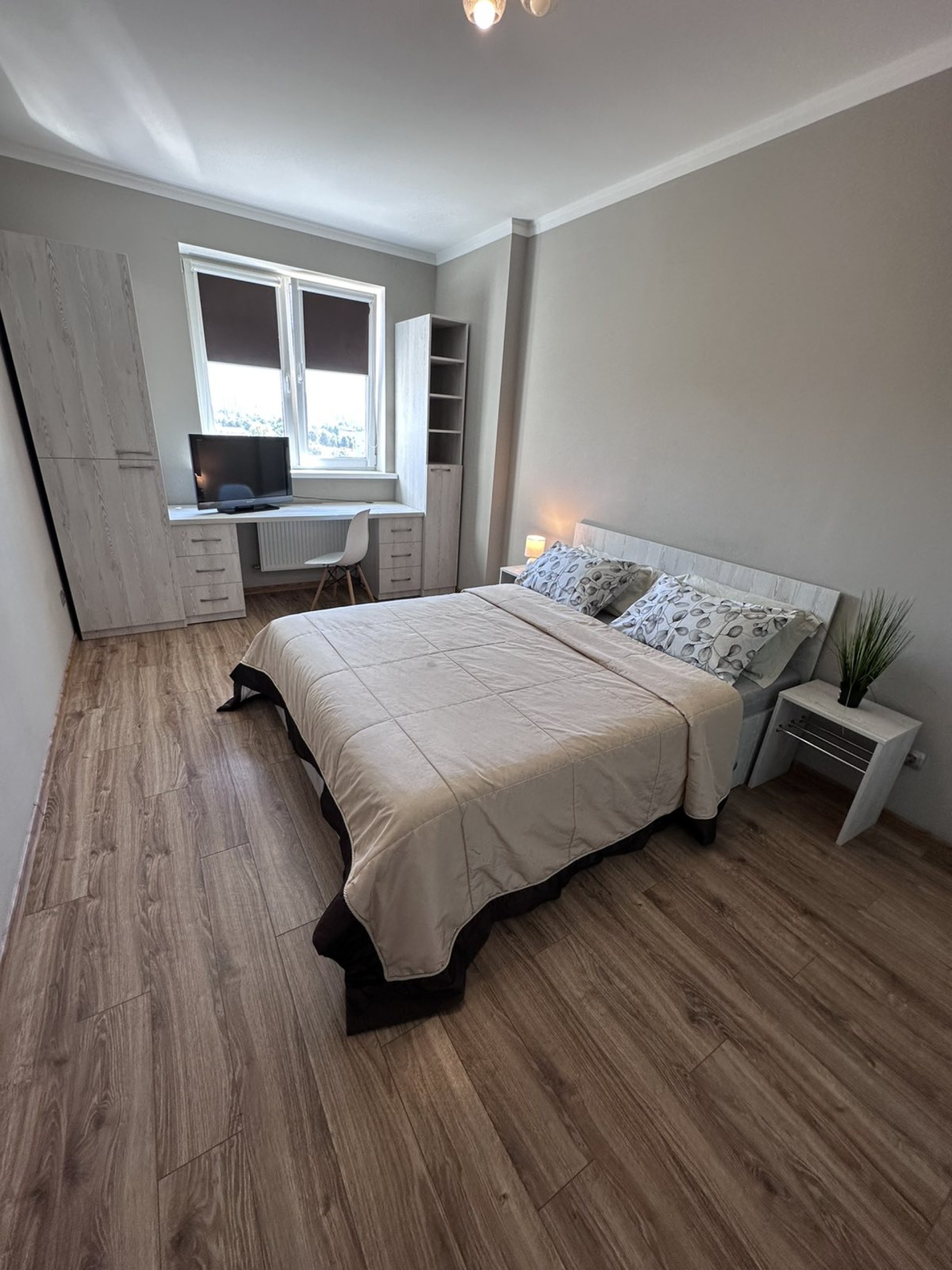 2-комнатная квартира, Дзержинского пр-т 15