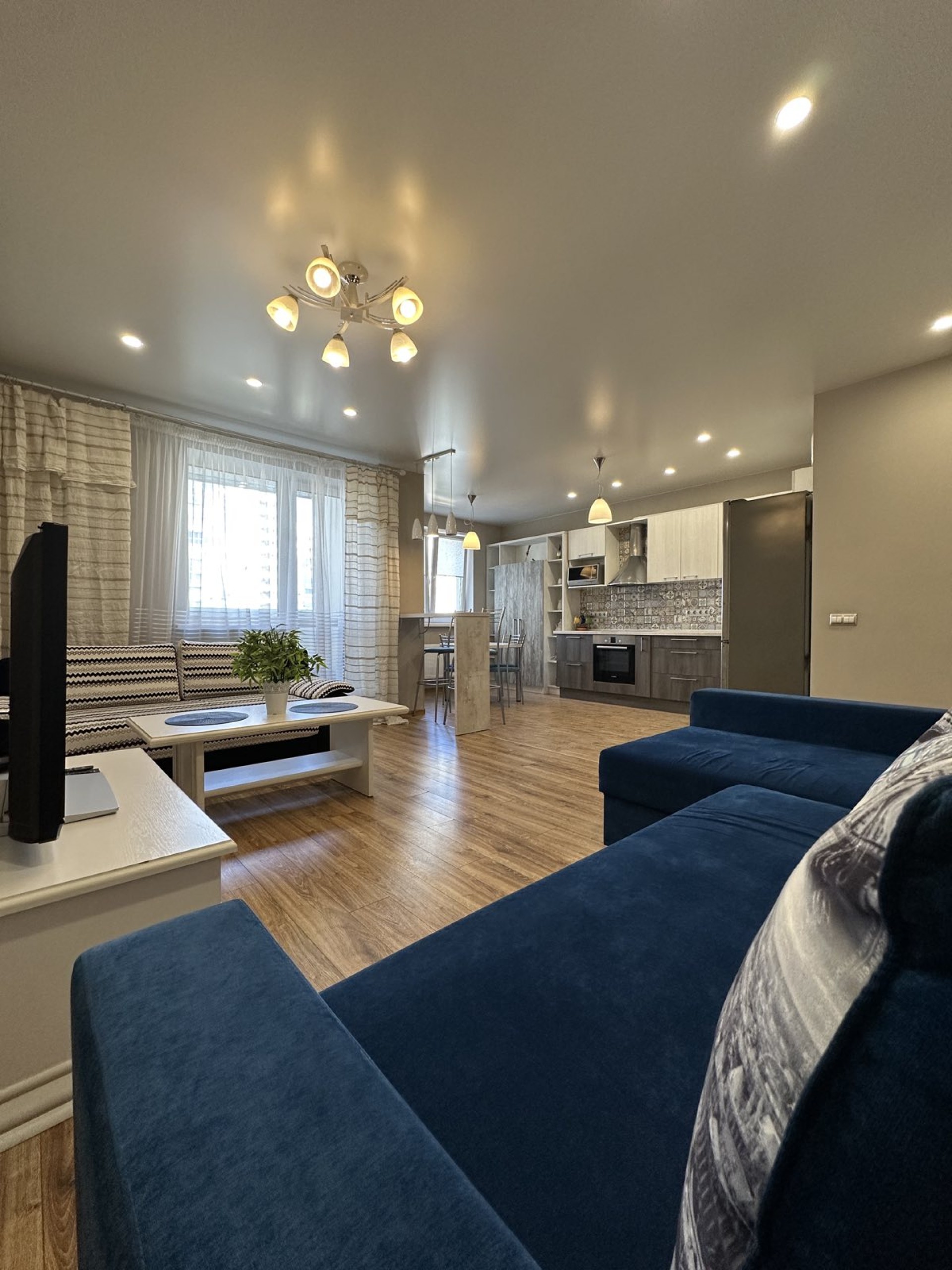 2-комнатная квартира, Дзержинского пр-т 15