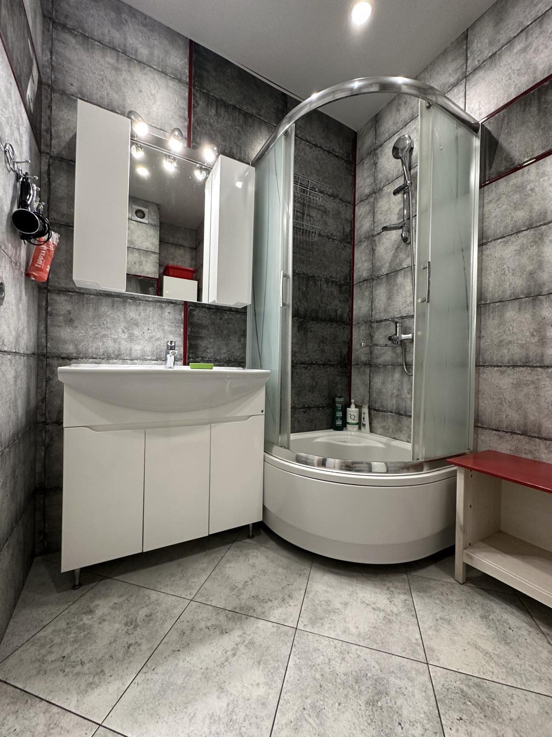 2-комнатная квартира, Дзержинского пр-т 15