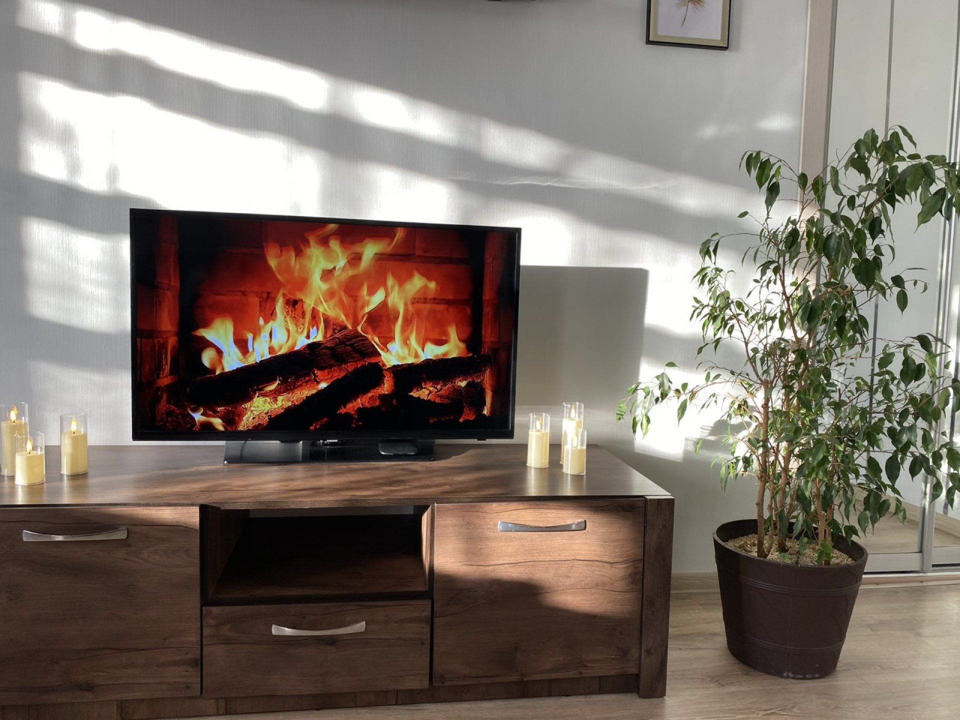 2-комнатная квартира, Космонавтов пр-т 6Б