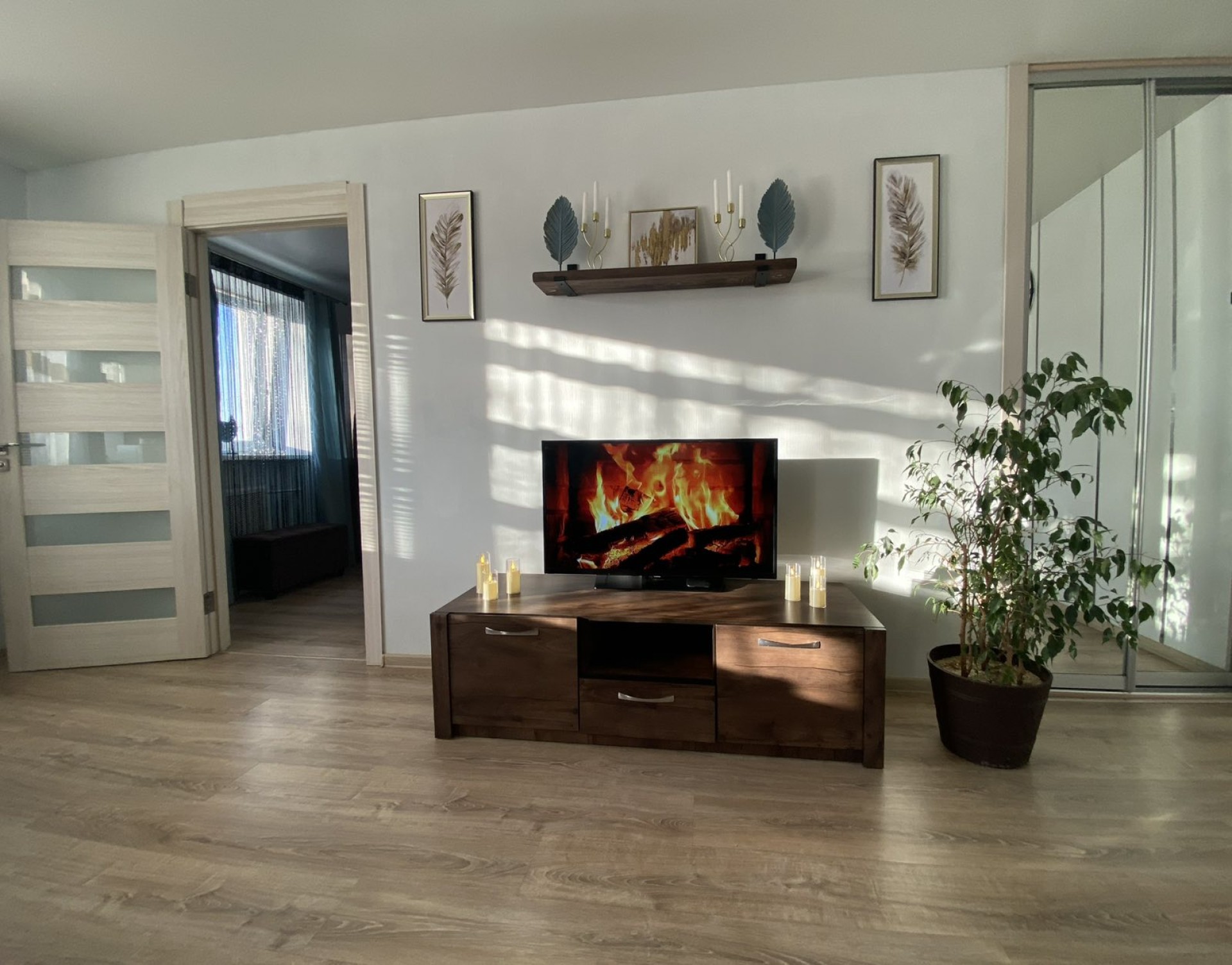 2-комнатная квартира, Космонавтов пр-т 6Б