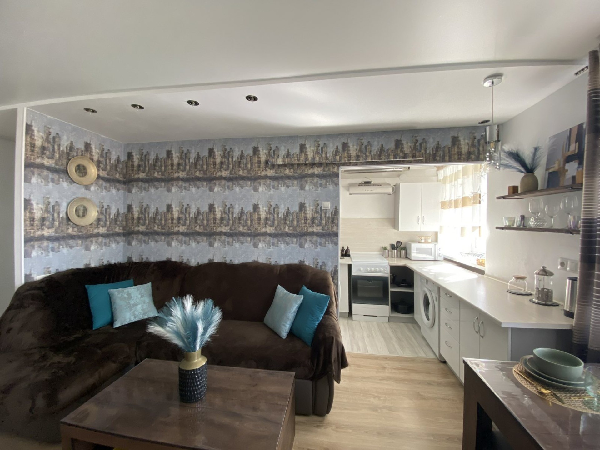 2-комнатная квартира, Космонавтов пр-т 6Б