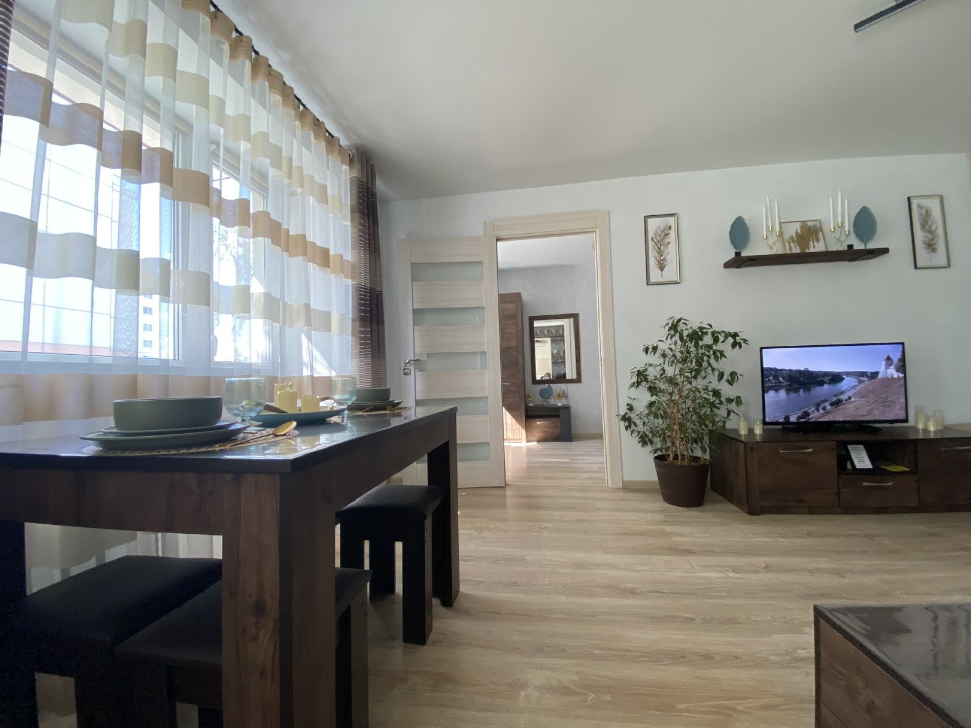 2-комнатная квартира, Космонавтов пр-т 6Б