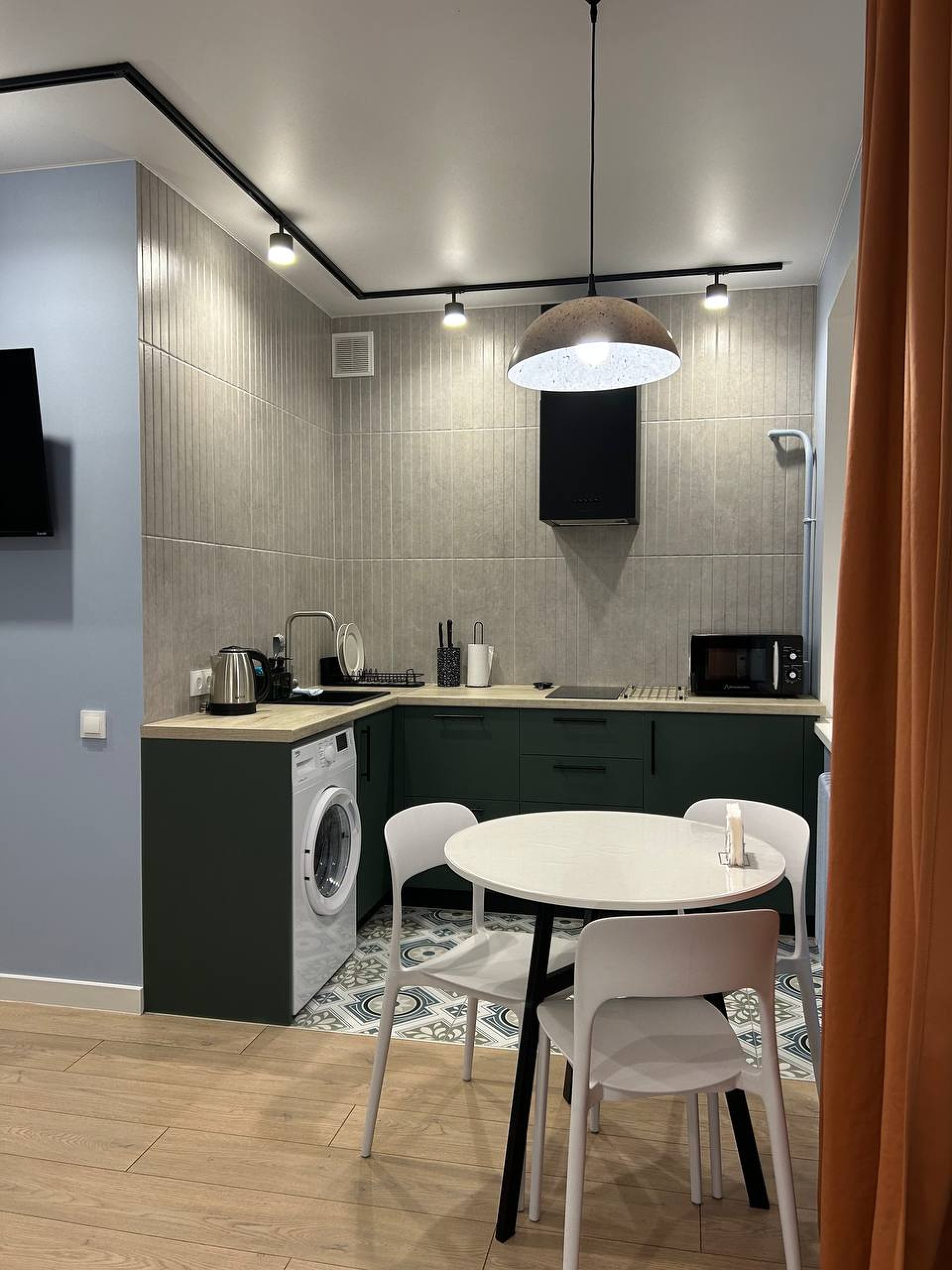 1-комнатная квартира, Дзержинского ул. 5