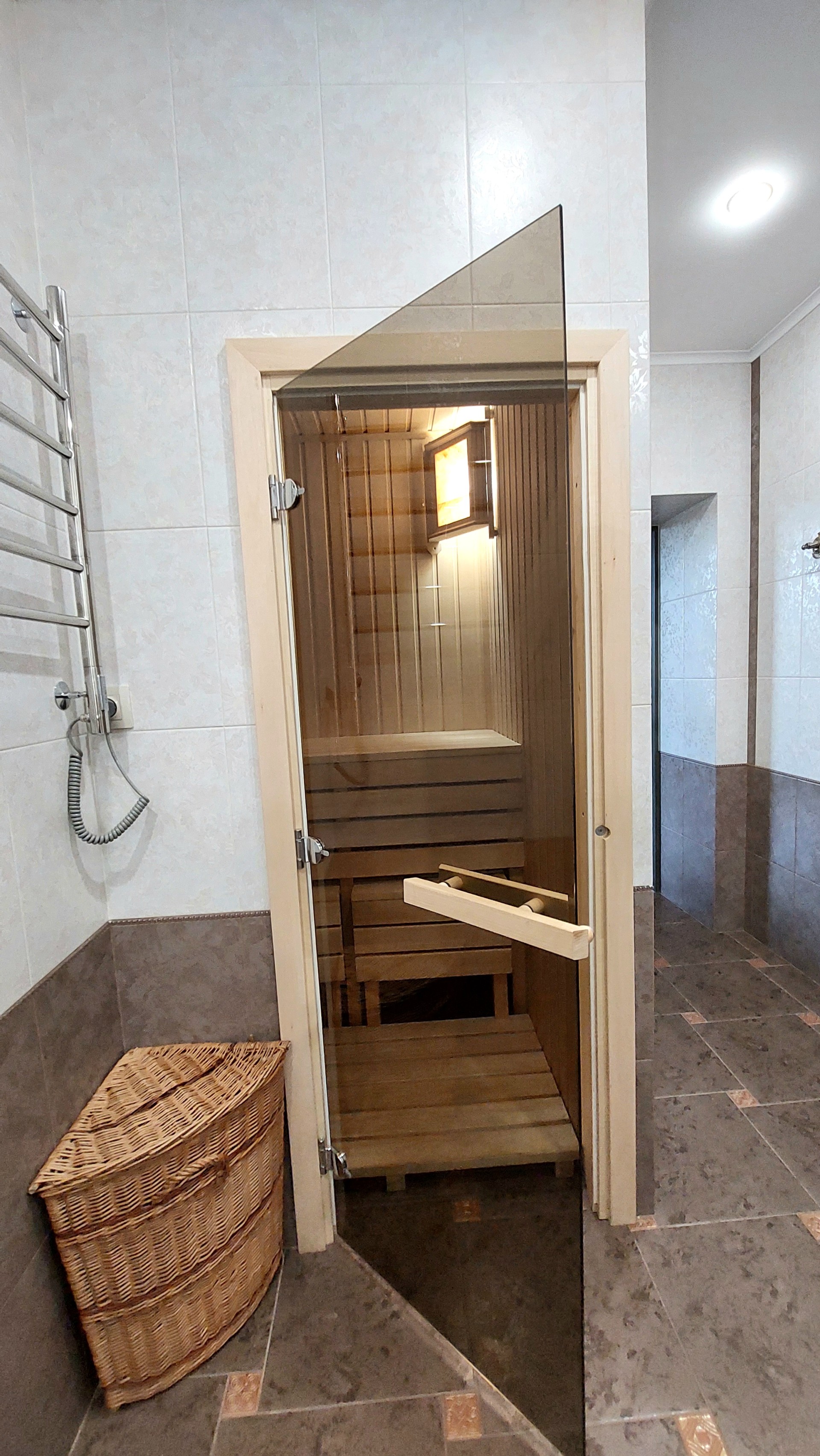 2-комнатная квартира, Маркса Карла ул. 11