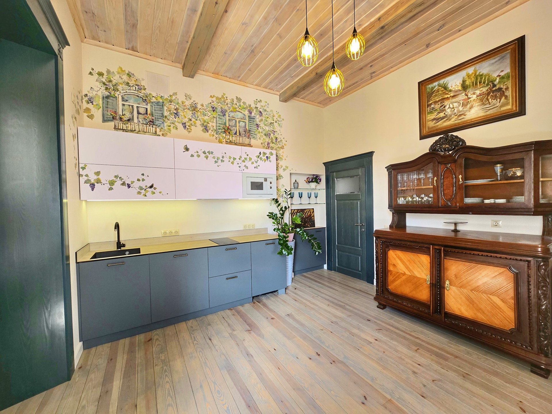 2-комнатная квартира, Маркса Карла ул. 11