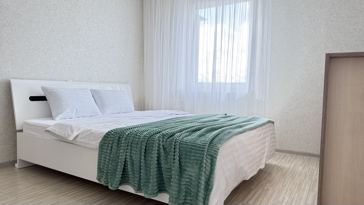 2-комнатная квартира, Воинов Интернационалистов ул. 18/2