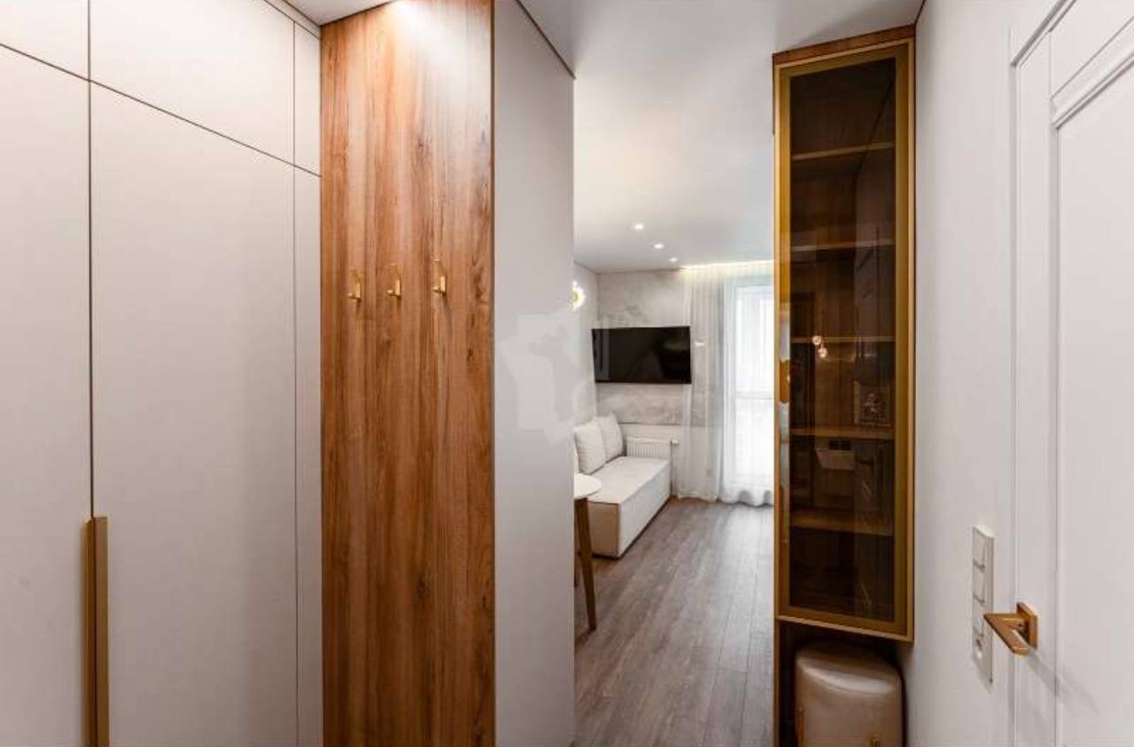 Студия, Леонида Щемелёва ул. 14