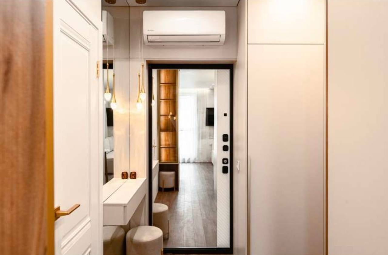 Студия, Леонида Щемелёва ул. 14