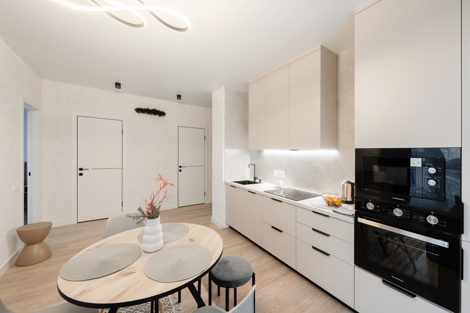 3-комнатная квартира, Игоря Лученка ул. 27